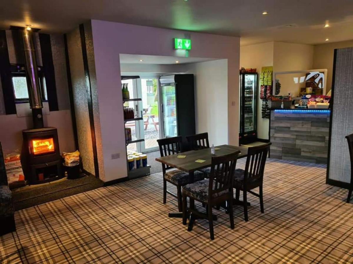 Apple Tree Lodge Hot Tub 3 Bedroom 2 Bars Morpeth Exterior foto